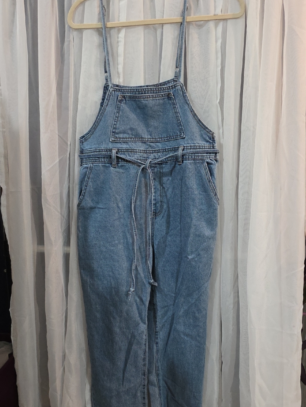 Forever 21 Light Blue Denim Women’s Overalls ❤️ cute fit!